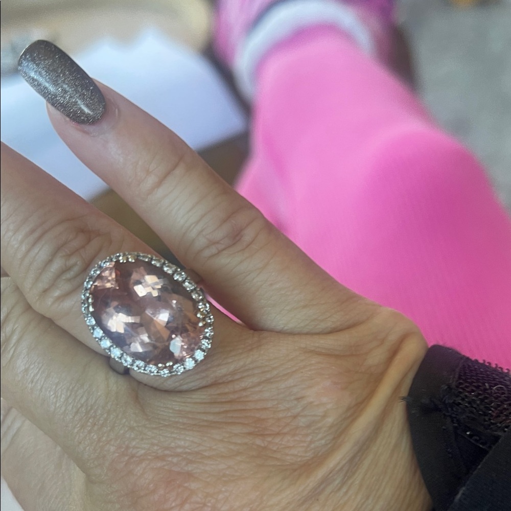 13 ct Stunning Pink Morganite & Diamond 10 K White Gold Elegant Ring